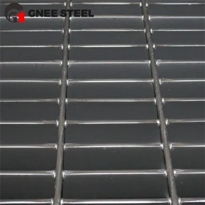 Çelik metal ızgara
